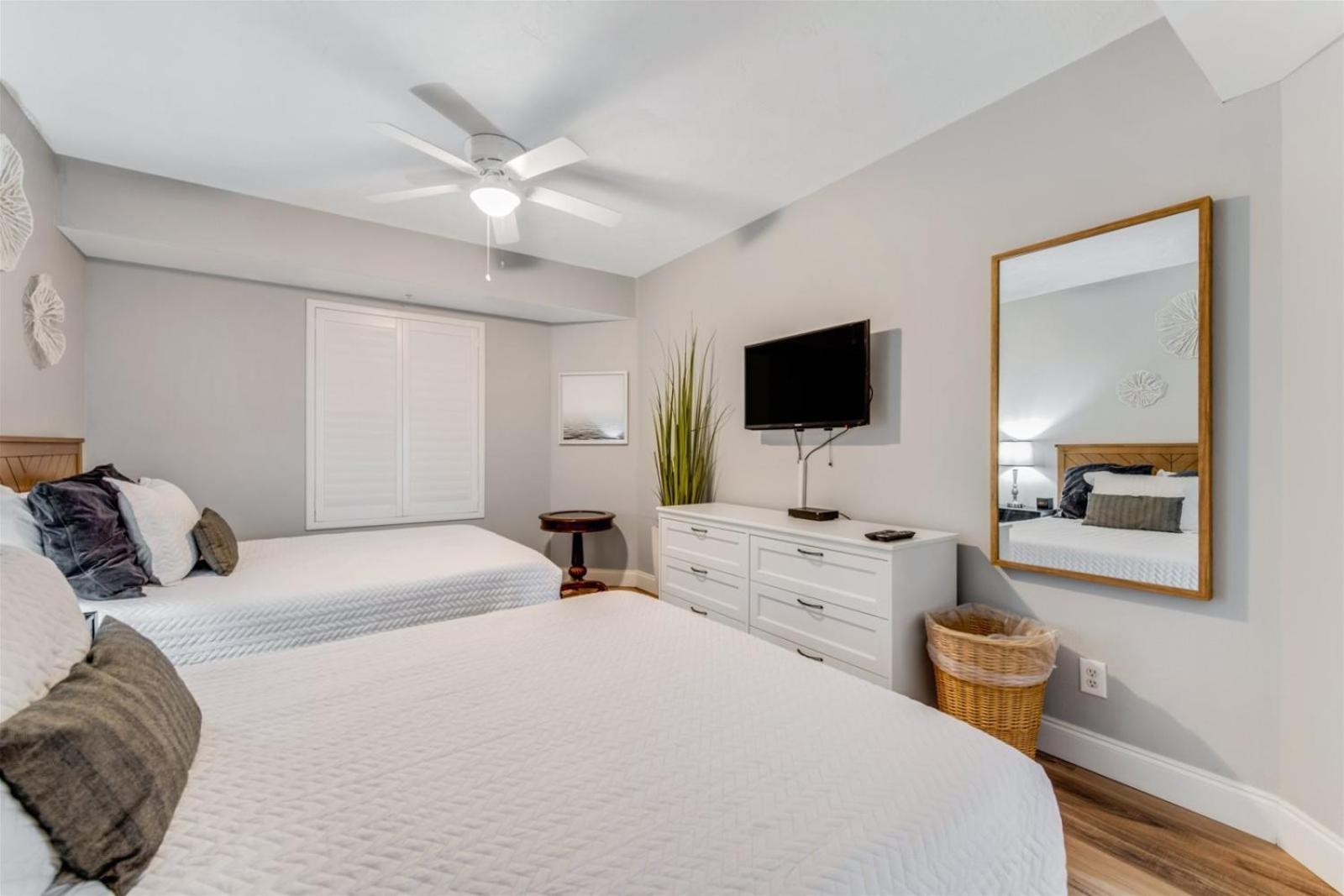 Unit 707 Ocean Walk - 1 Bedroom Ocean Front Daytona Beach Bagian luar foto