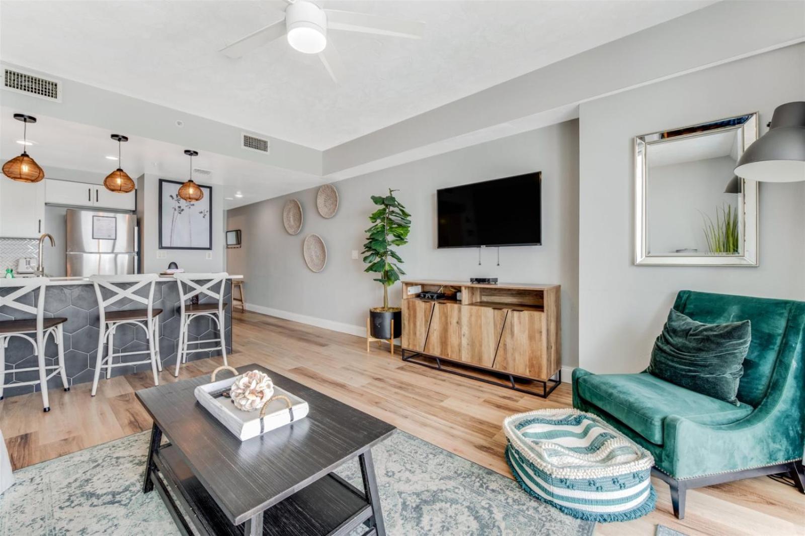 Unit 707 Ocean Walk - 1 Bedroom Ocean Front Daytona Beach Bagian luar foto